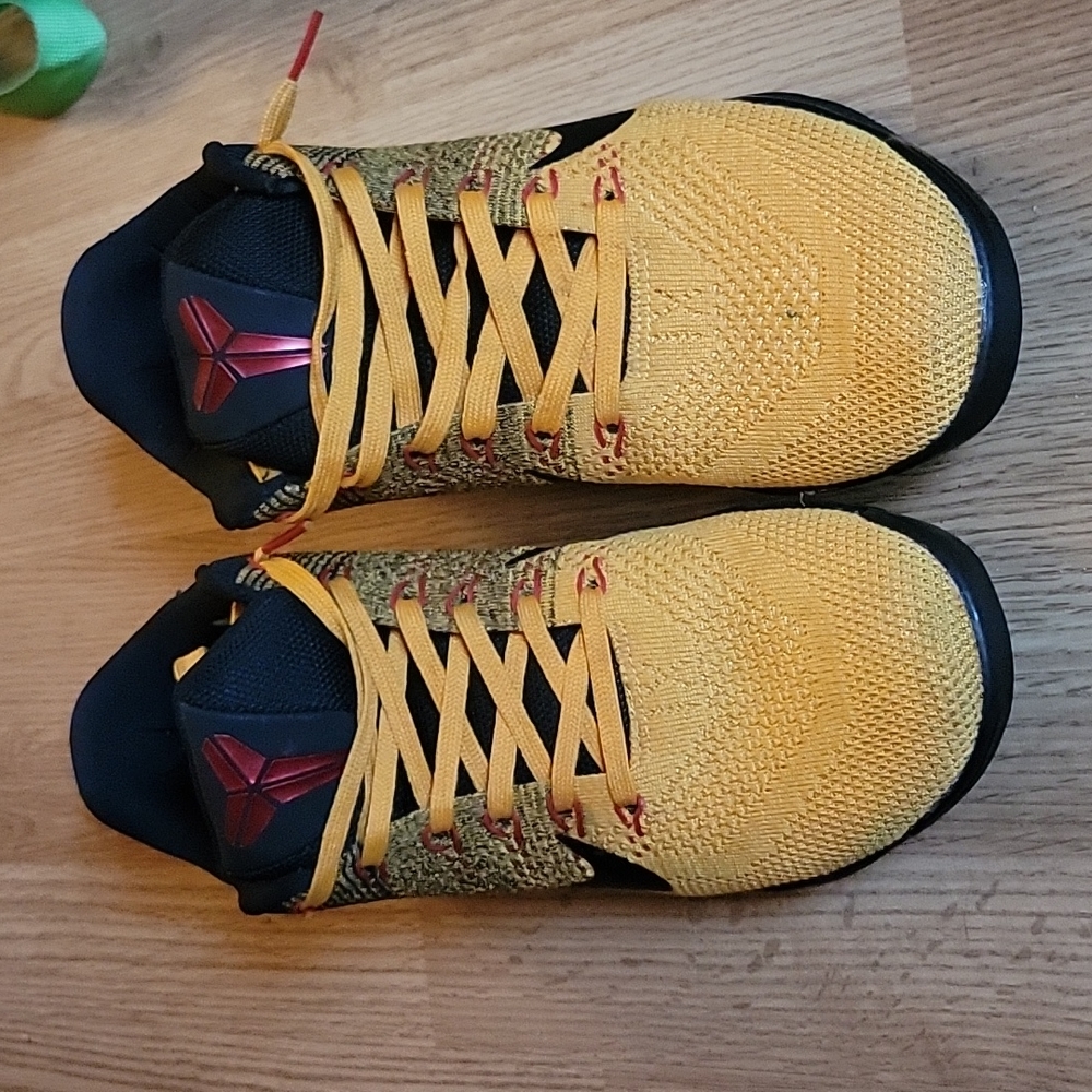 Kobe 11